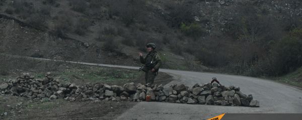 Дорога на подступе к Шуши после окончания военных действий (14 ноября 2020). Карабах - Sputnik Արմենիա