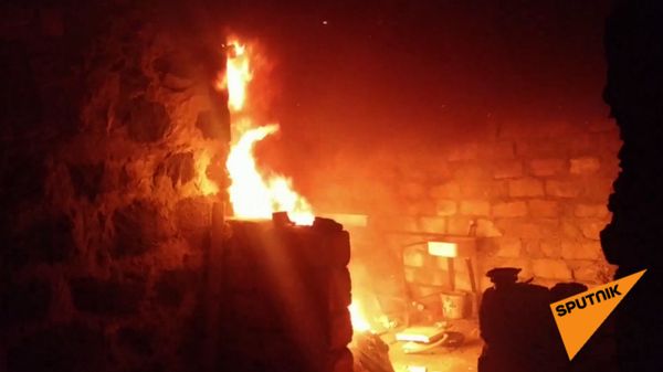 Убийцы армянских солдат не должны жить в наших домах: огненный ад Карвачара - видео - Sputnik Армения