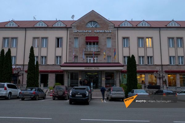 Степанакерт после войны: жизнь со сдержанной надеждой на будущее - Sputnik Армения