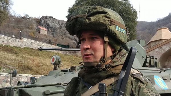 Старший лейтенант из состава миротворческих сил РФ рассказывает о Дадиванке - Sputnik Армения