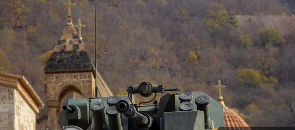 Российские миротворцы у монастырского комплекса Дадиванк (16 ноября 2020). Карабах - Sputnik Արմենիա
