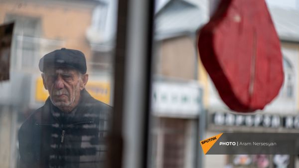 Степанакерт возвращается к мирной жизни - Sputnik Армения