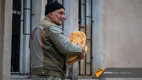 Степанакерт возвращается к мирной жизни - Sputnik Արմենիա