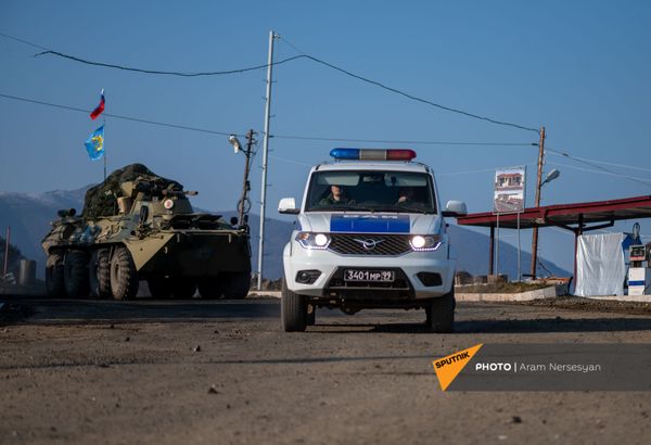 Блокпост российских миротворческих сил в Лачинском коридоре (17 ноября 2020). Карабах Блокпост российских миротворческих сил в Лачинском коридоре (17 ноября 2020). Карабах - Sputnik Армения