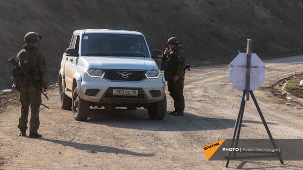 Блокпост российских миротворческих сил в Лачинском коридоре (17 ноября 2020). Карабах - Sputnik Армения