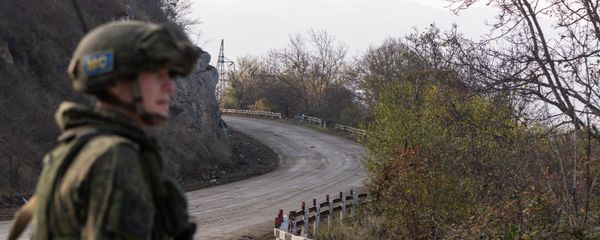 Блокпост российских миротворческих сил в Лачинском коридоре (17 ноября 2020). Карабах - Sputnik Արմենիա