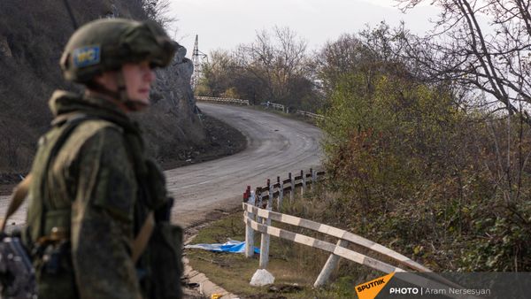 Блокпост российских миротворческих сил в Лачинском коридоре (17 ноября 2020). Карабах Блокпост российских миротворческих сил в Лачинском коридоре (17 ноября 2020). Карабах - Sputnik Армения
