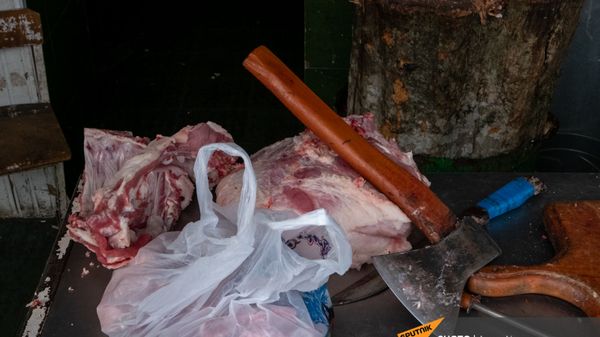 В лавке мясника - Sputnik Армения