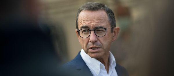 Президент партии республиканцев Бруно Ритело на вечеринке правого крыла Les Republicains в летнем университете региона Пэи-де-ла-Луар в Ла-Боль (29 августа 2020). Франция Президент партии республиканцев Бруно Ритело на вечеринке правого крыла Les Republicains в летнем университете региона Пэи-де-ла-Луар в Ла-Боль (29 августа 2020). Франция - Sputnik Армения