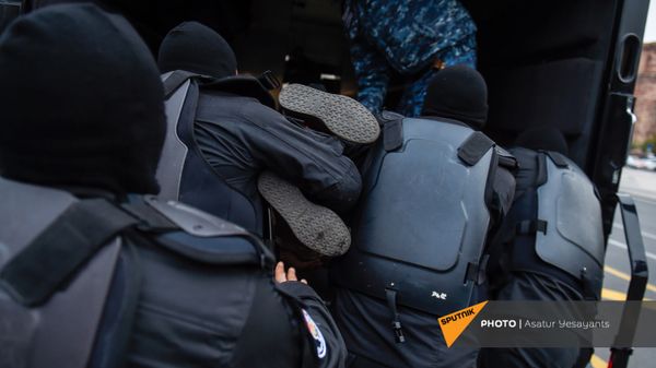Акция протеста на площади Республики против действующего правительства (20 ноября 2020). Еревaн - Sputnik Армения