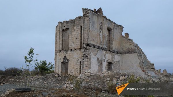 Агдам перед сдачей территорий азербайджанской стороне (19 ноября 2020). Карабах - Sputnik Արմենիա