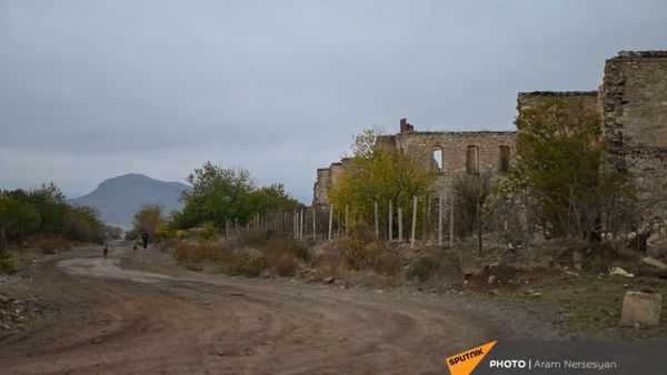 Агдам перед сдачей территорий азербайджанской стороне (19 ноября 2020). Карабах - Sputnik Армения