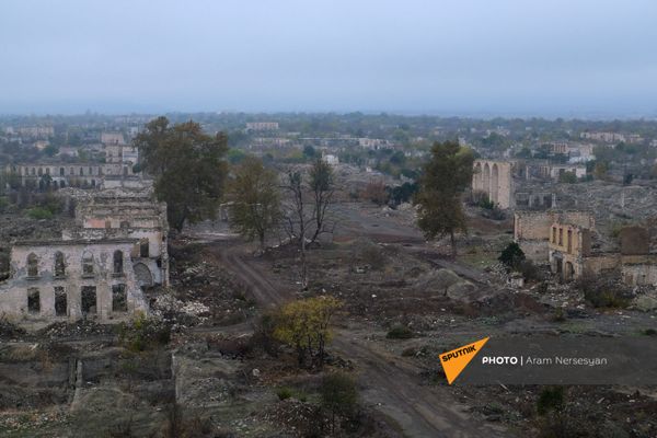 Агдам перед сдачей территорий азербайджанской стороне (19 ноября 2020). Карабах Агдам перед сдачей территорий азербайджанской стороне (19 ноября 2020). Карабах - Sputnik Армения