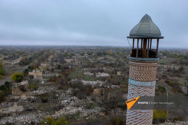 Агдам перед сдачей территорий азербайджанской стороне (19 ноября 2020). Карабах Агдам перед сдачей территорий азербайджанской стороне (19 ноября 2020). Карабах - Sputnik Армения
