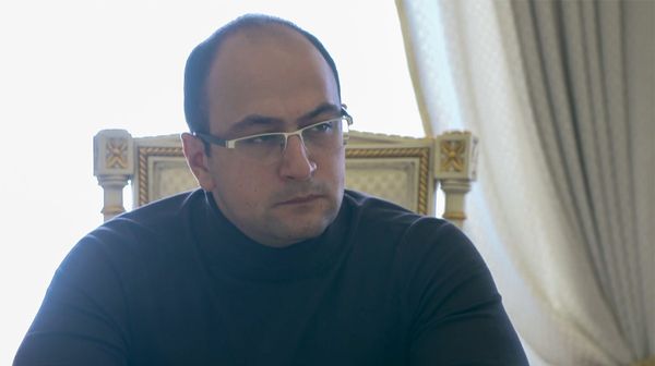 Айк Мамиджанян во время встречи с президентом Армении в рамках совещаний президента с парламентскими и внепарламентскими партиями (10 ноября 2020). Еревaн - Sputnik Արմենիա