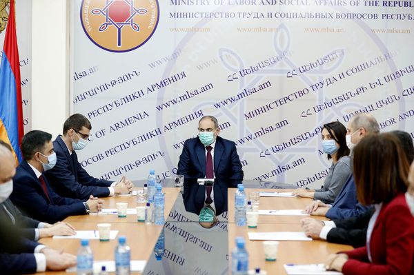 Нужно зафиксировать конкретные результаты: Пашинян представил нового главу Минсоцтруда - Sputnik Армения