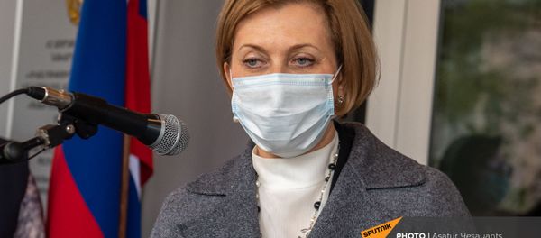 Глава Росспотребнадзора Анна Попова во время церемонии передачи мобильной лаборатории (21 ноября 2020). Еревaн - Sputnik Армения