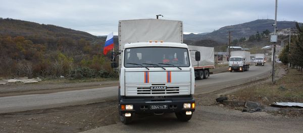 Гуманитарная помощь от МЧС России доставлена в Карабах (21 ноября 2020). Карабах - Sputnik Արմենիա