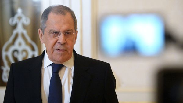 Министр иностранных дел России Сергей Лавров во время заявления для прессы после встречи с президентом Азербайджана (21 ноября 2020). Баку - Sputnik Армения