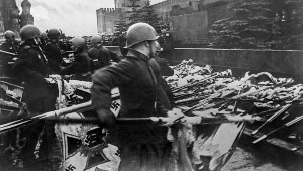 Парад Победы на Красной площади в Москве 24 июня 1945 года в ознаменование разгрома фашистской Германии во Второй мировой войне - Sputnik Արմենիա