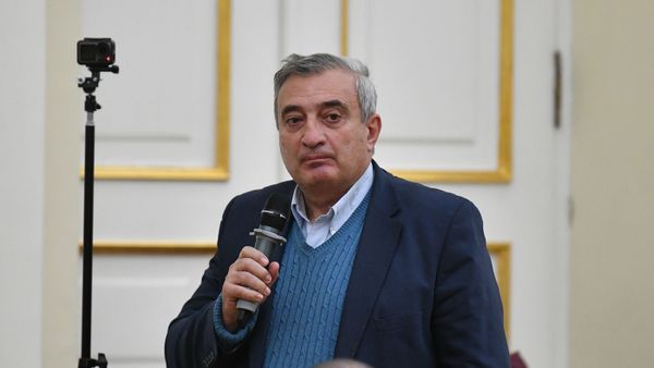Директор Института истории Ашот Мелконян во время встречи с президентом Армении (23 ноября 2020). Еревaн - Sputnik Армения