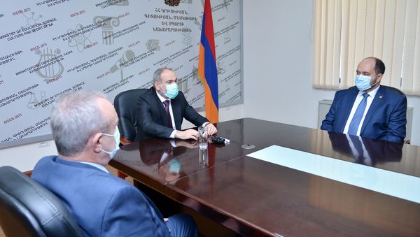Премьер-министр представил нового министра науки, образования, культуры и спорта (24 ноября 2020). Еревaн - Sputnik Արմենիա