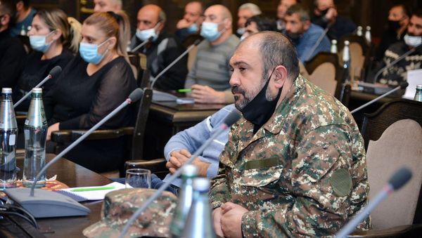 Премьер-министр Никол Пашинян снова встретился с родственниками пропавших без вести военнослужащих (24 ноября 2020). Еревaн - Sputnik Արմենիա
