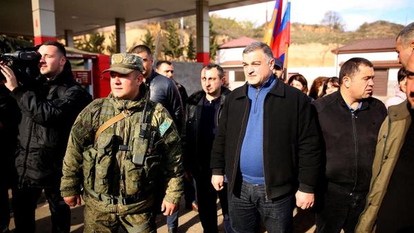 В Степанакерте отмечают День миротворцев (25 ноября 2020). Карабах В Степанакерте отмечают День миротворцев (25 ноября 2020). Карабах - Sputnik Արմենիա