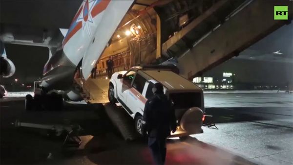 Два самолета Ил-76 с военными медиками вылетели в Карабах - Минобороны России - Sputnik Армения