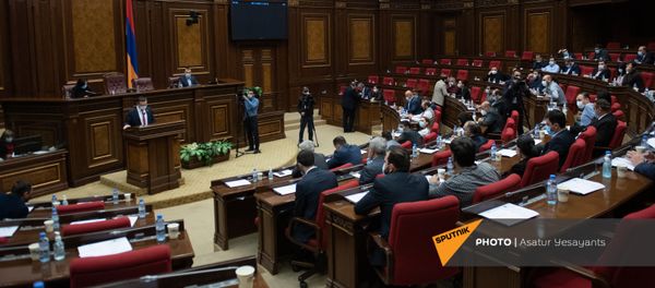 Внеочередное заседание Парламента Армении (26 ноября 2020). Еревaн Внеочередное заседание Парламента Армении (26 ноября 2020). Еревaн - Sputnik Արմենիա
