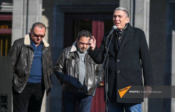 Մտավորականները հանրահավաք են անում. մասնակցողները պետք է ենթարկվեն հատուկ պահանջներին Մտավորականները հանրահավաք են անում. մասնակցողները պետք է ենթարկվեն հատուկ պահանջներին - Sputnik Արմենիա