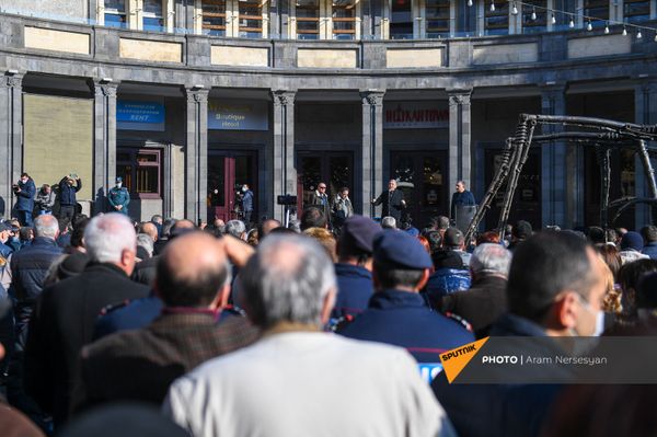 Մտավորականները հանրահավաք են անում. մասնակցողները պետք է ենթարկվեն հատուկ պահանջներին Մտավորականները հանրահավաք են անում. մասնակցողները պետք է ենթարկվեն հատուկ պահանջներին - Sputnik Արմենիա