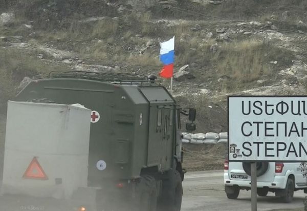 В Степанакерт прибыла группа российских военных врачей - Sputnik Армения