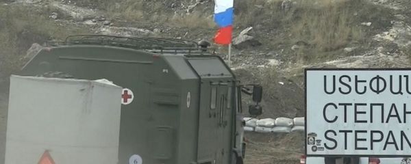 Первые подразделения медицинского отряда специального назначения прибыли в Степанакерт для оказания помощи местному населению (29 ноября 2020). Карабах - Sputnik Армения