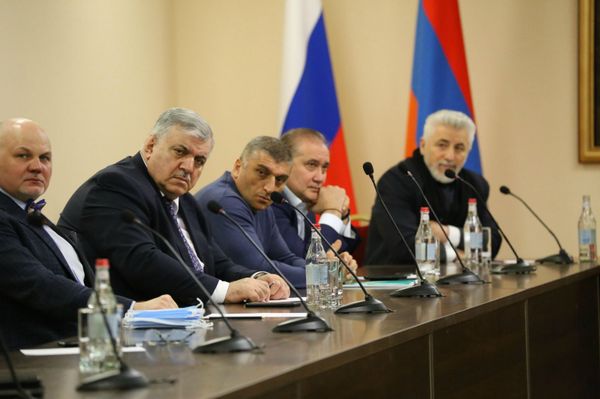 Как Армении выйти из кризиса? Президент рассказал российским армянам о потрепанных нервах - Sputnik Армения