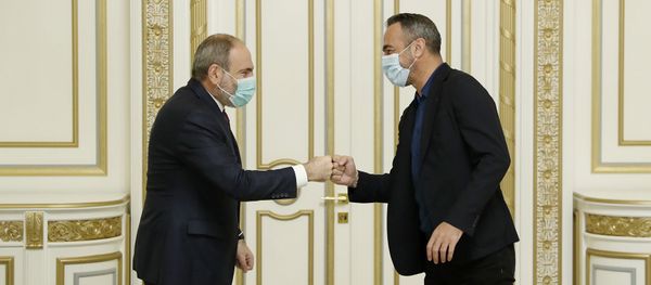 Премьер-министр Никол Пашинян принял братьев Джоркаефф (1 декабря 2020). Еревaн - Sputnik Արմենիա