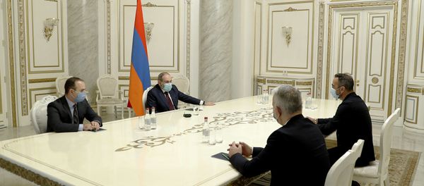 Премьер-министр Никол Пашинян принял братьев Джоркаефф (1 декабря 2020). Еревaн - Sputnik Армения