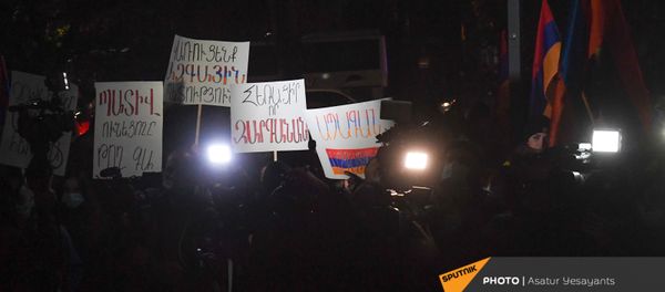 Акция протеста с требованием отставки премьер-министра (2 декабря 2020). Еревaн - Sputnik Արմենիա