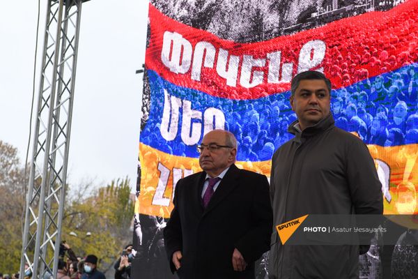 Митинг оппозиции с требованием отставки премьер-министра (5 декабря 2020). Еревaн - Sputnik Армения