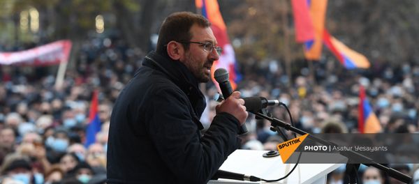 Гехам Манукян на митинге оппозиции с требованием отставки премьер-министра (5 декабря 2020). Еревaн - Sputnik Արմենիա