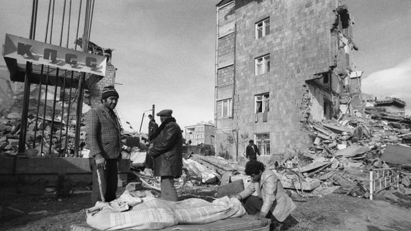 Землетрясение в Армении 1988 года Землетрясение в Армении 1988 года - Sputnik Армения