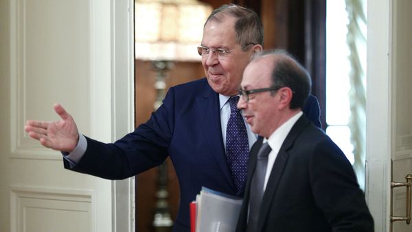 Министры иностранных дел Армении и России Ара Айвазян и Сергей Лавров во время встречи (7 декабря 2020). Москвa - Sputnik Армения