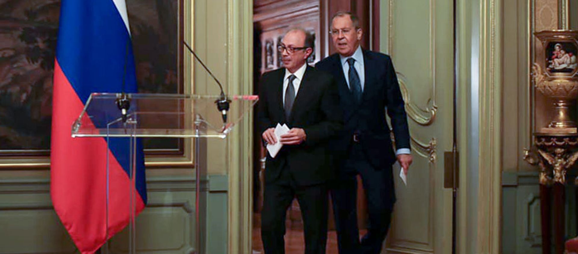 Министры иностранных дел Армении и России Ара Айвазян и Сергей Лавров перед началом совместной пресс-конференции (7 декабря 2020). Москвa Министры иностранных дел Армении и России Ара Айвазян и Сергей Лавров перед началом совместной пресс-конференции (7 декабря 2020). Москвa - Sputnik Армения, 1920, 25.02.2021