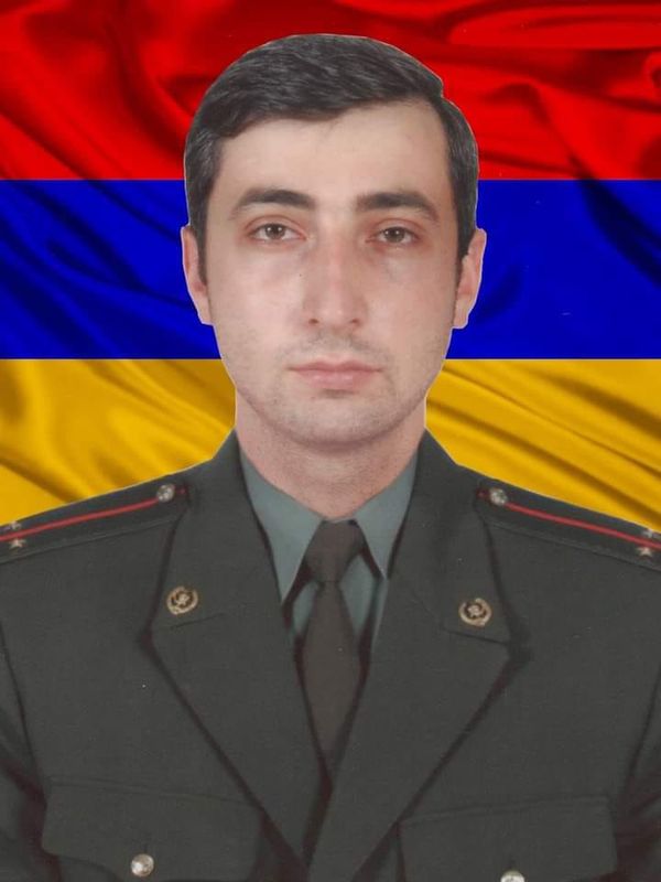 Попал к диверсантам: как военврач Саша Рустамян спас товарищей даже своей гибелью - Sputnik Армения
