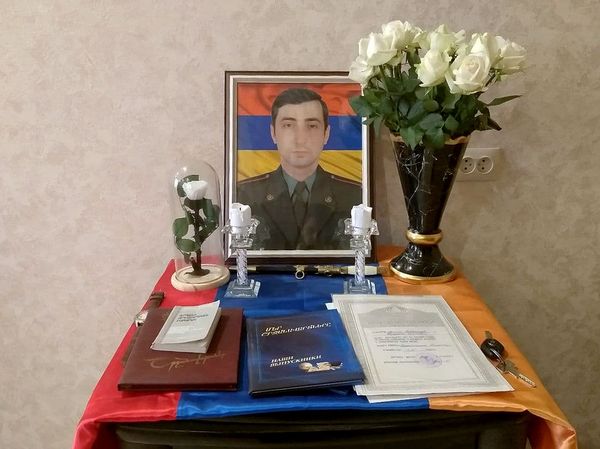 Попал к диверсантам: как военврач Саша Рустамян спас товарищей даже своей гибелью - Sputnik Армения