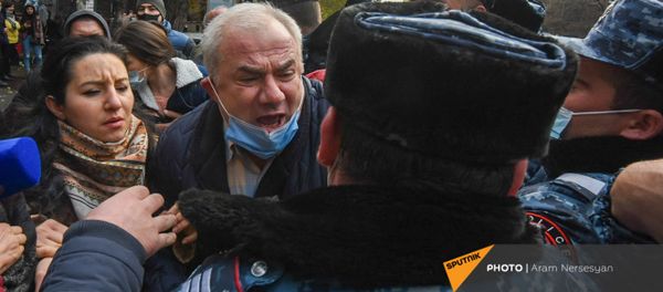 Активисты перекрыли движение центральных улиц столицы (8 декабря 2020). Еревaн Активисты перекрыли движение центральных улиц столицы (8 декабря 2020). Еревaн - Sputnik Армения