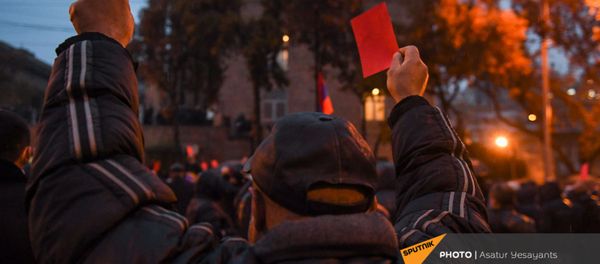 Митинг оппозиции перед зданием Национального собрания Армении (9 декабря 2020). Еревaн - Sputnik Արմենիա