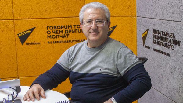 Политолог Гарик Керян - Sputnik Արմենիա