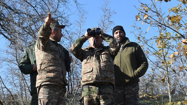 Военнослужащие ВС Армении и резервисты осуществляют совместные работы по формированию и охране новых границ на юге Армении - Sputnik Армения