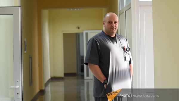 Врач анестезиолог-реаниматолог Саак Геворгян - Sputnik Армения